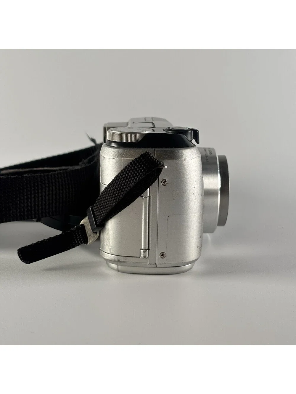 Olympus Camedia C-740 Ultra Zoom 3.2MP Digital Camera PARTS / REPAIR Lens Issue
